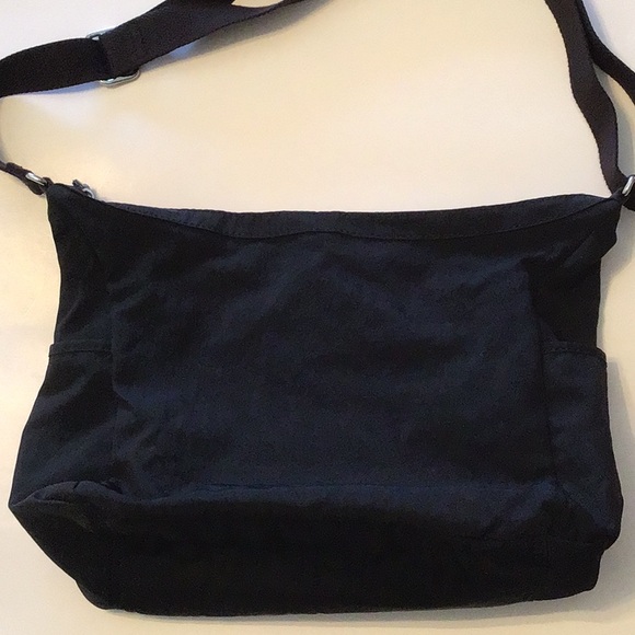 WEEKEND SALE! Kipling Cross Body Bag - Picture 6 of 9